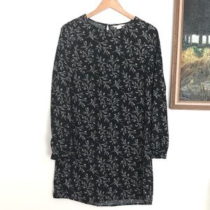 H&M floral long sleeve shift dress